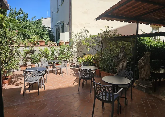 Hotel Camilla Guelfa